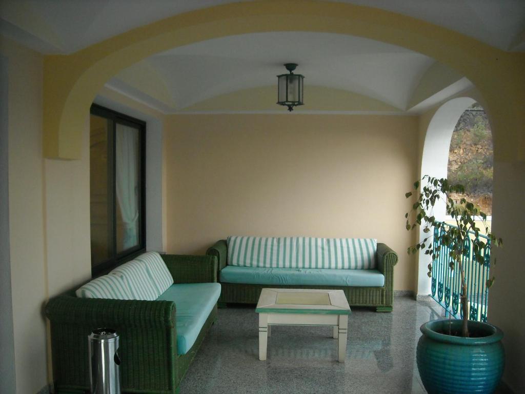 Residence Il Borgo Орозеи Екстериор снимка