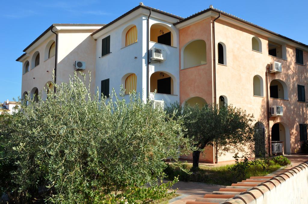 Residence Il Borgo Орозеи Екстериор снимка