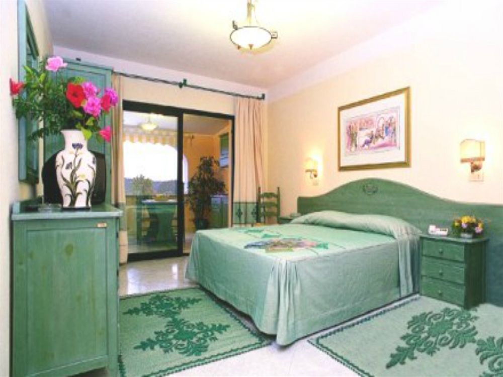 Residence Il Borgo Орозеи Екстериор снимка