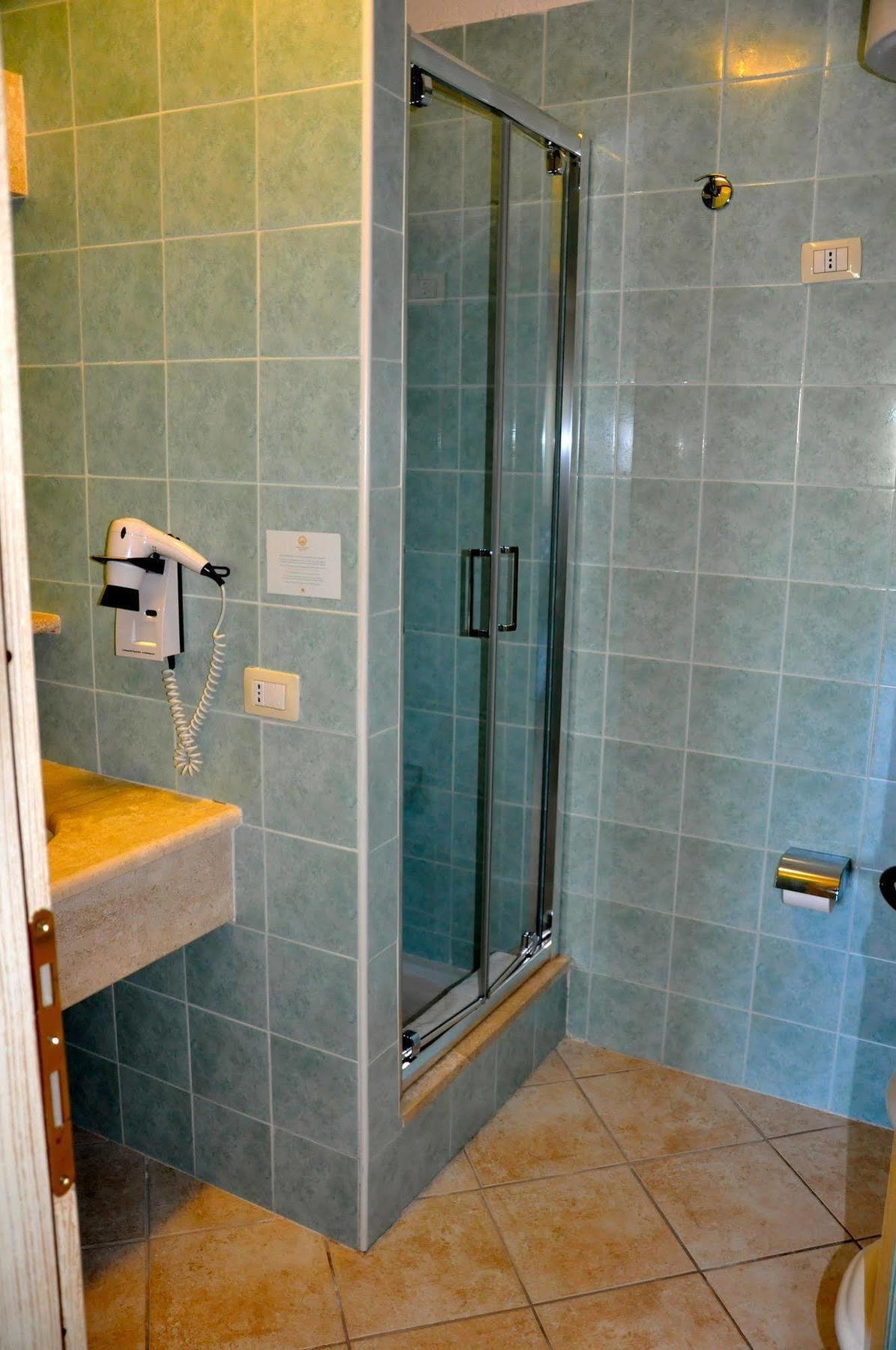 Residence Il Borgo Орозеи Екстериор снимка