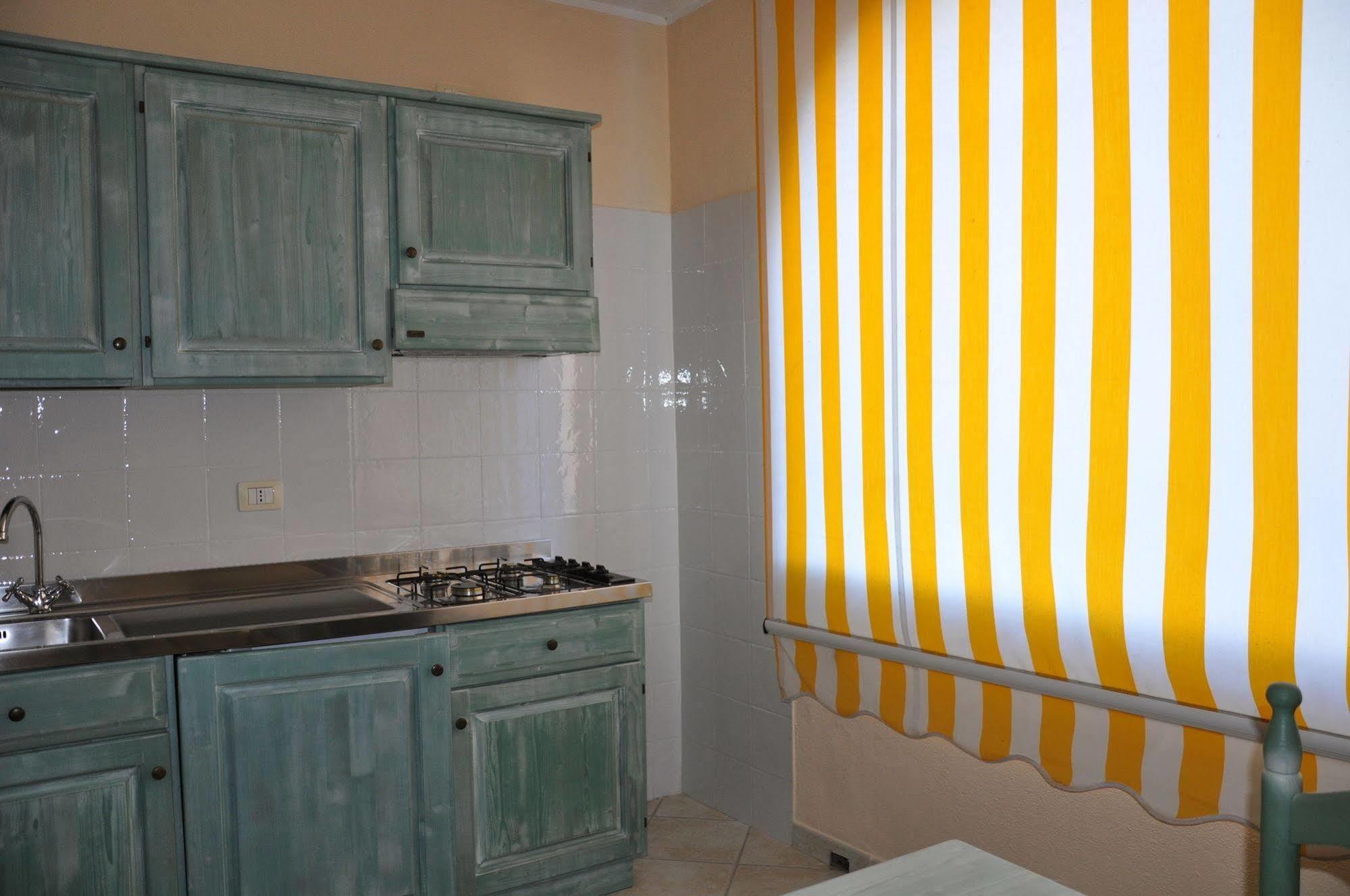 Residence Il Borgo Орозеи Екстериор снимка